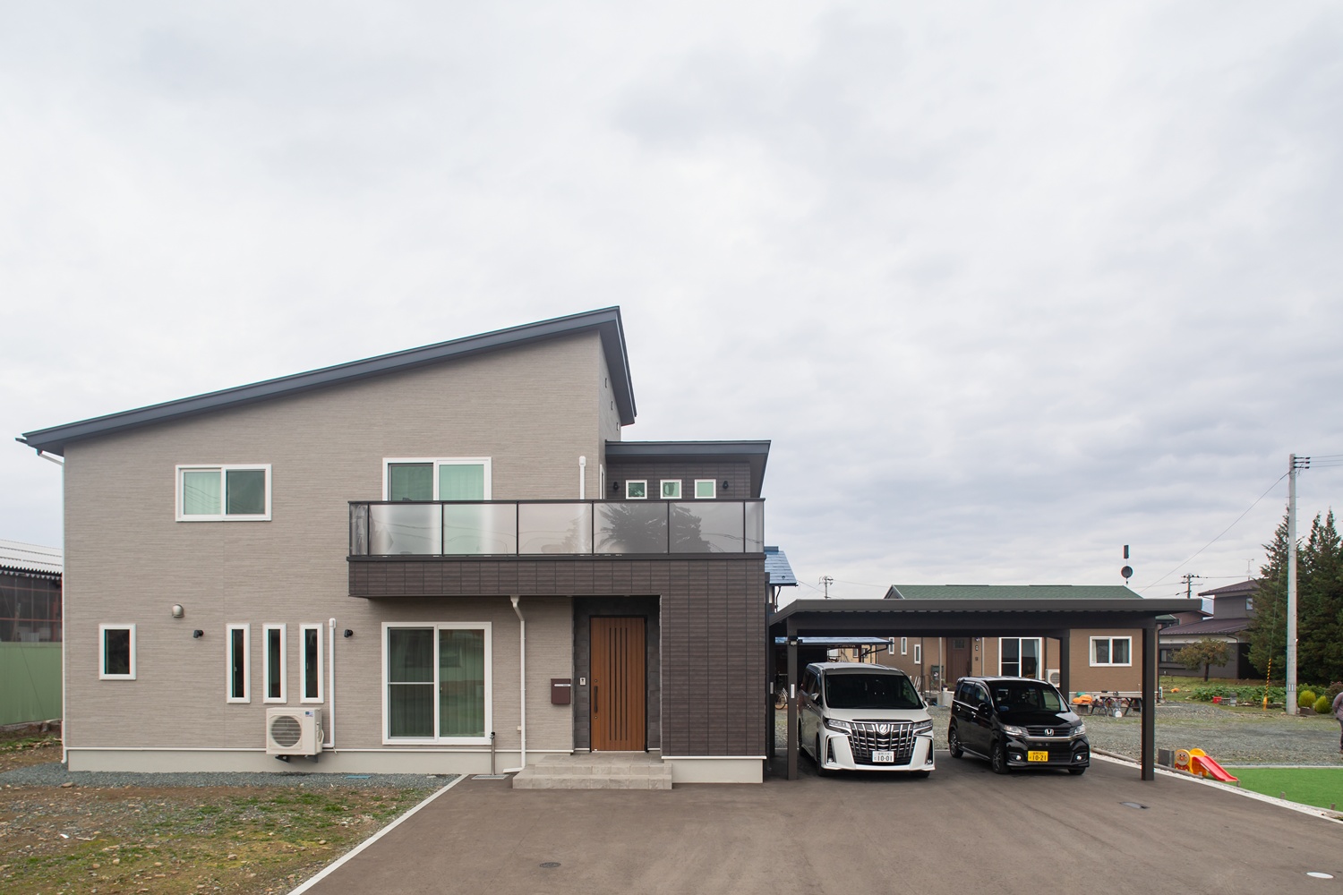 家族のつながりを感じる空間づくりと収納充実の住まい｜岩手県紫波町注文住宅