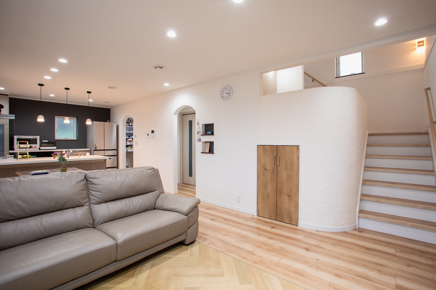 家族のつながりを感じる空間づくりと収納充実の住まい｜岩手県紫波町注文住宅